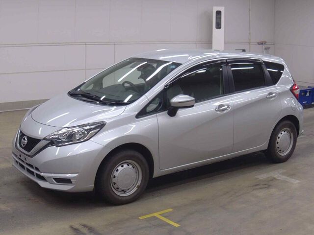 2017 Nissan Note X FOUR 4WD auction photo 4