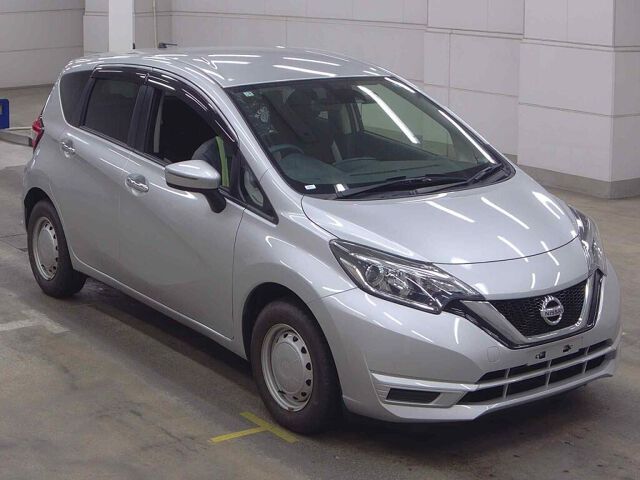 Japan Auction Vehicles 8 2017 Nissan Note X FOUR 4WD auction photo