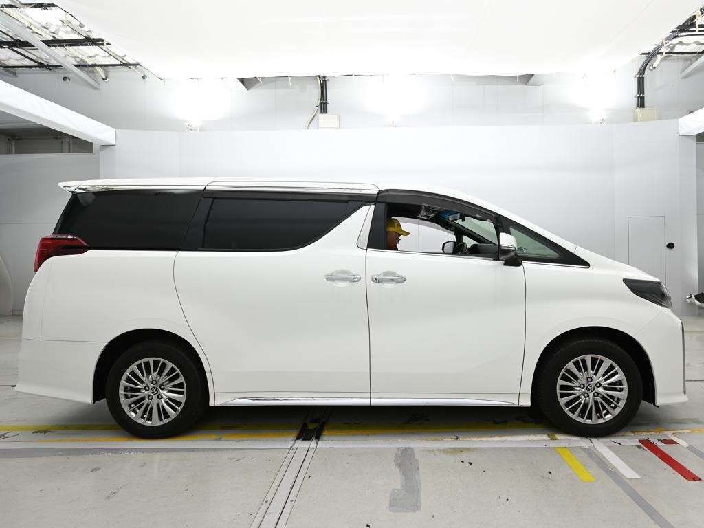 2022 Toyota Alphard S タイプゴールド3 4WD auction photo 3