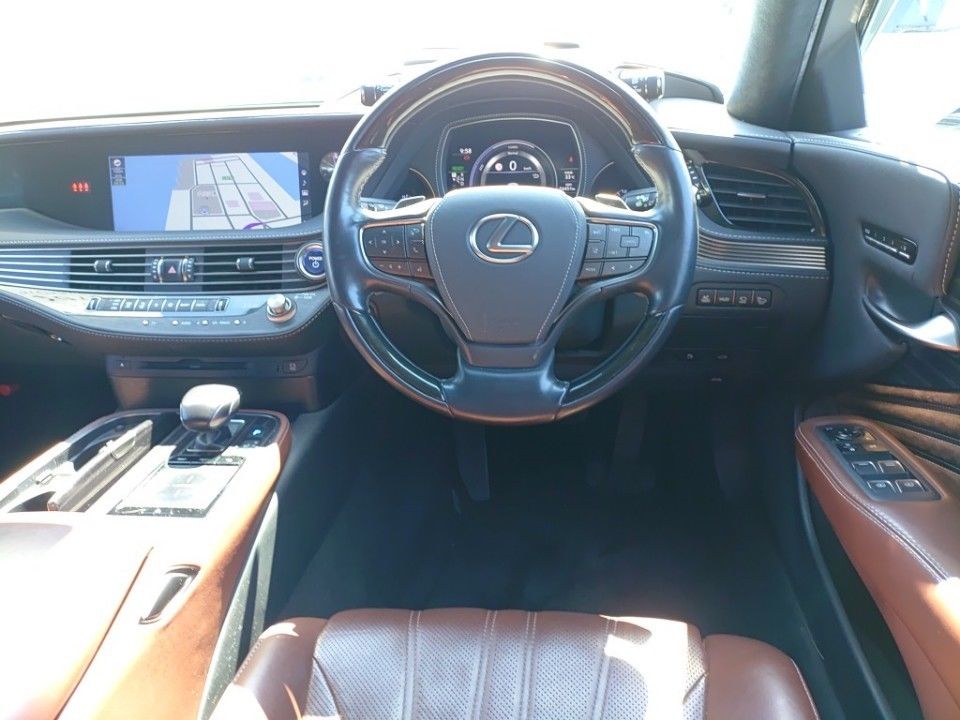 2018 Lexus LS auction photo 3