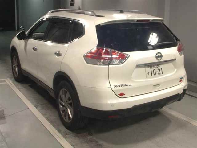 2017 Nissan X-Trail 4WD 20Xttエマージェンシーブレ auction photo 2