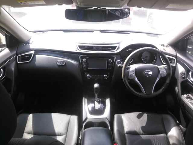 2017 Nissan X-Trail 4WD 20Xttエマージェンシーブレ auction photo 8
