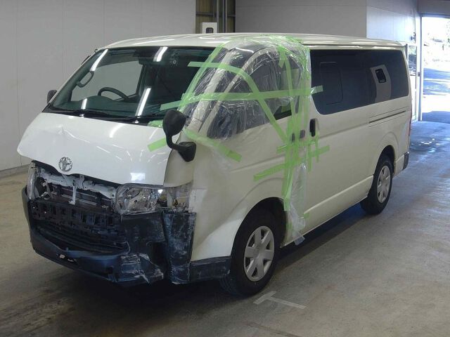 2023 Toyota Hiace Long DX auction photo 4
