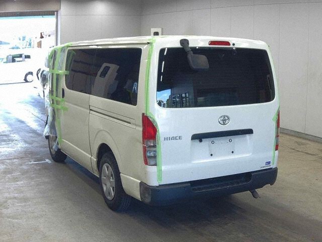 2023 Toyota Hiace Long DX auction photo 2