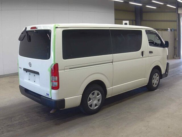2023 Toyota Hiace Long DX auction photo 5