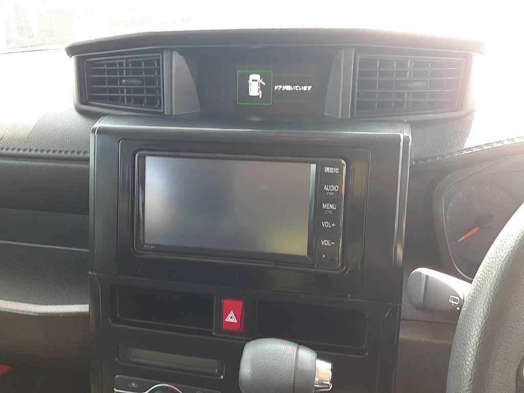 2022 Toyota Roomy G auction photo 12