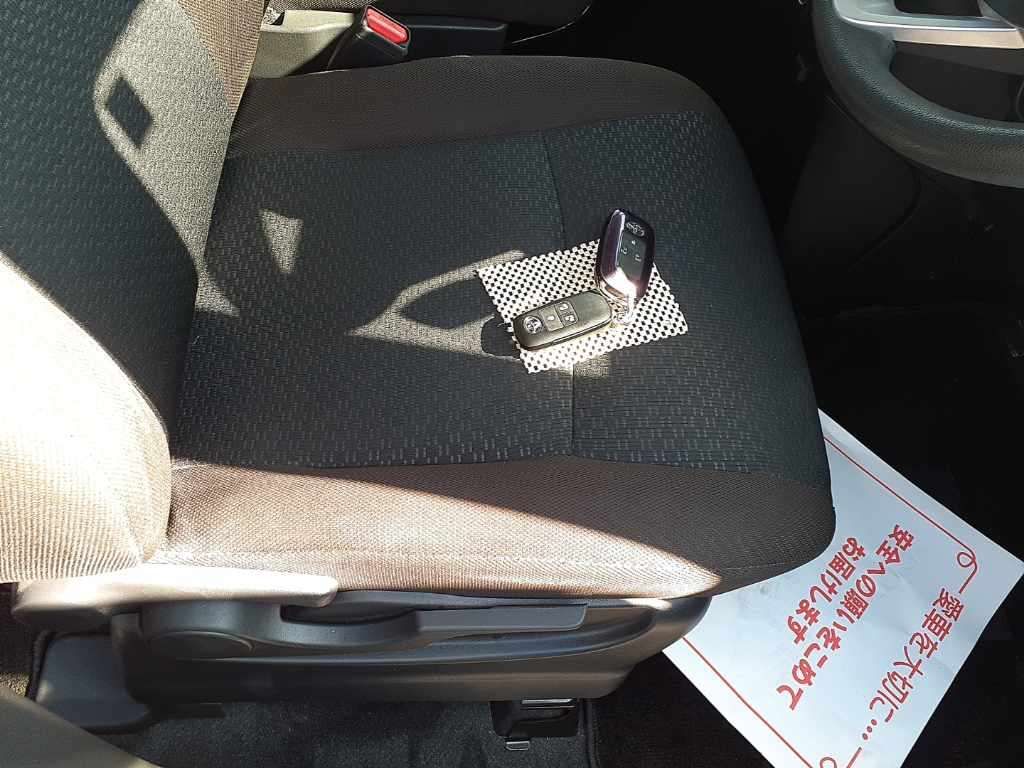 2022 Toyota Roomy G auction photo 10