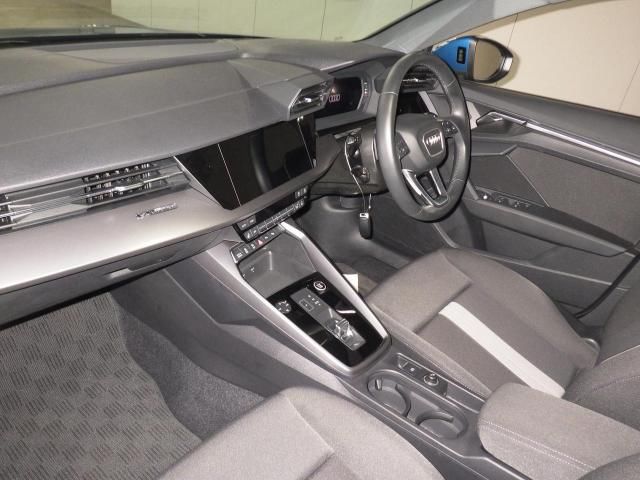 2023 Audi A3 セダン40TFSIクワトロ アドバンスド auction photo 2