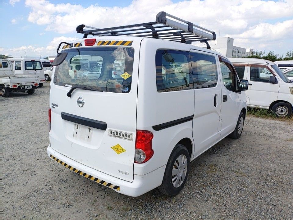 2011 Nissan NV200 Vanette auction photo 2