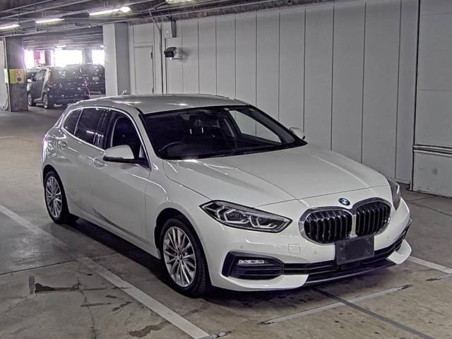2023 BMW BMW 118 d Play Japan auction vehicle
