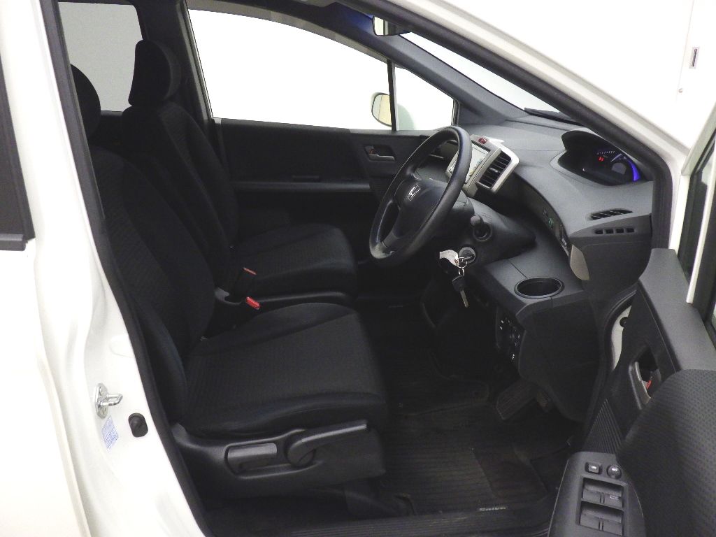 2012 Honda Freed Spike G Just Selection auction photo 6