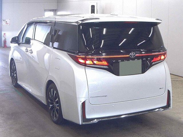 2025 Toyota Vellfire Executive Lounge auction photo 2