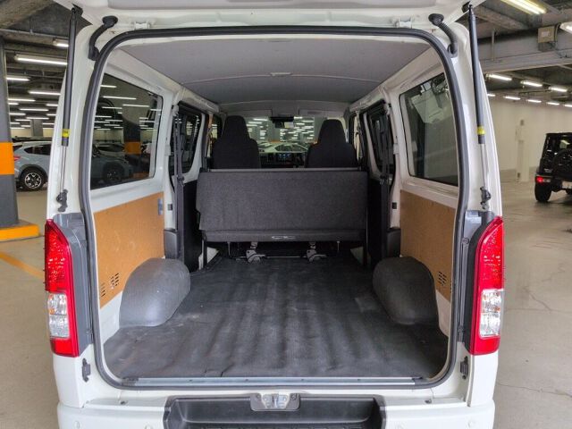 2025 Toyota Hiace ロングDX GLパッケ auction photo 3