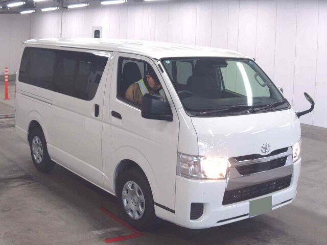 Japan Auction Vehicles 8 2025 Toyota Hiace ロングDX GLパッケ auction photo