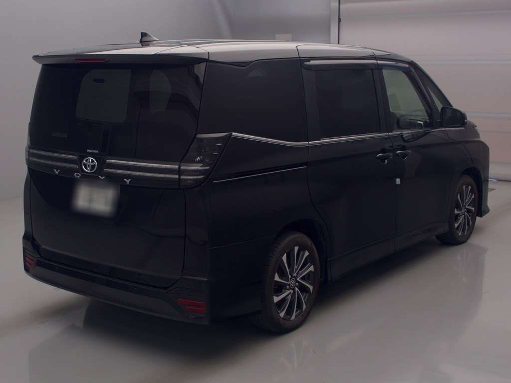 2022 Toyota Voxy S-Z auction photo 2