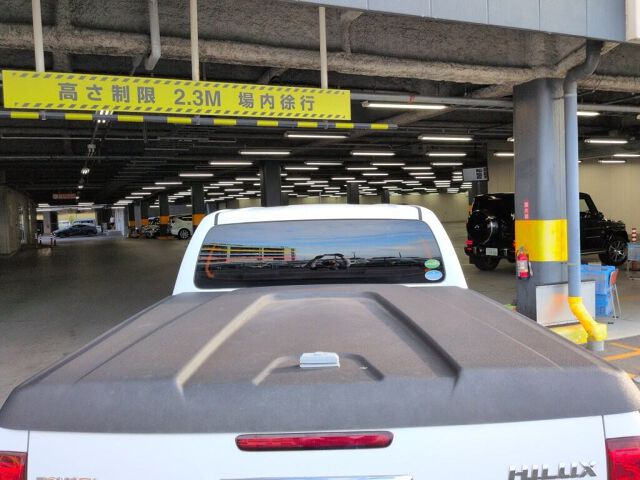 2018 Toyota Hilux Z 4WD auction photo 3