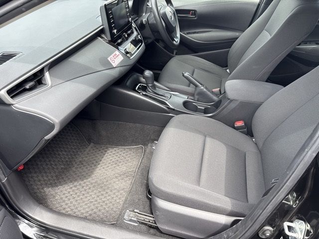 2022 Toyota Corolla Touring G-X auction photo 9