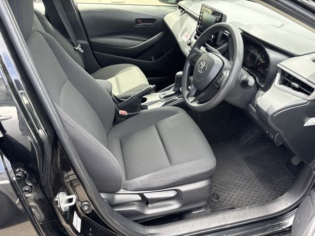 2022 Toyota Corolla Touring G-X auction photo 8