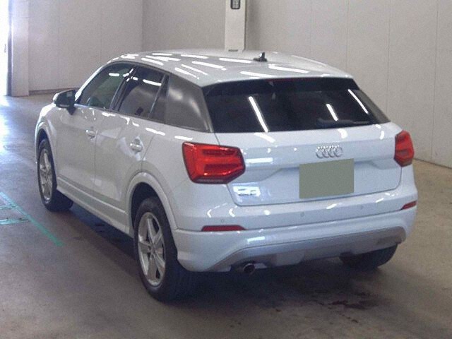 2018 Audi Q2 1.0 TFSI Sports auction photo 2