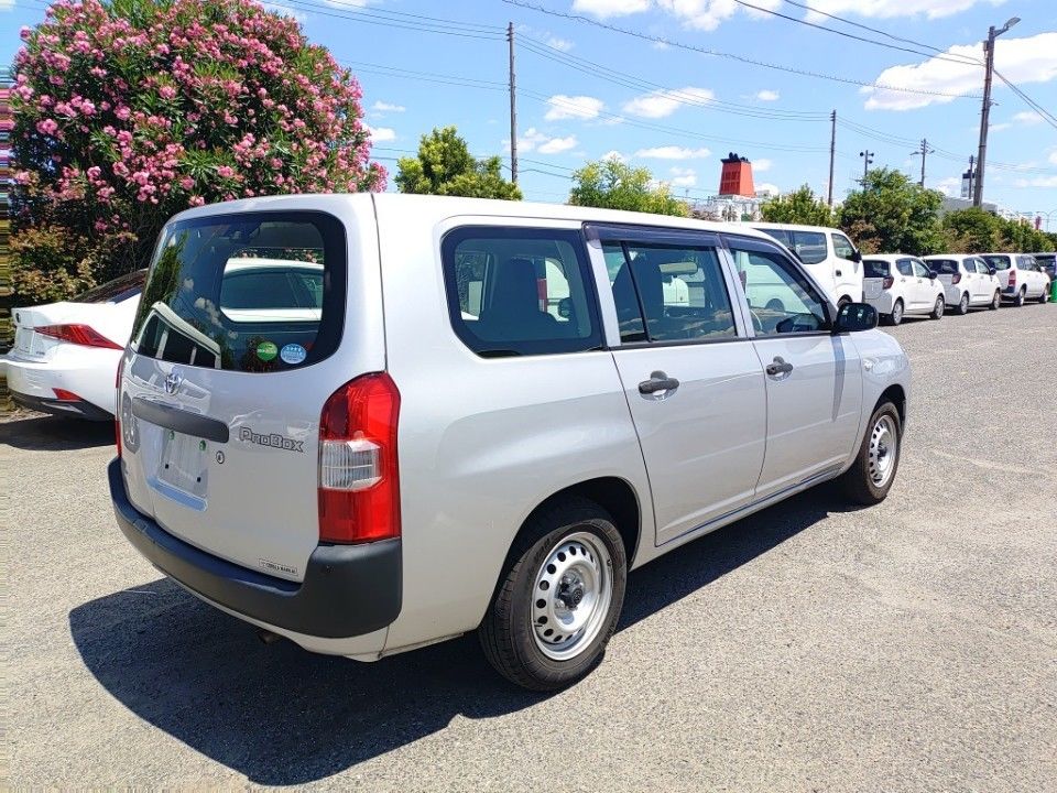 2019 Toyota Probox auction photo 2