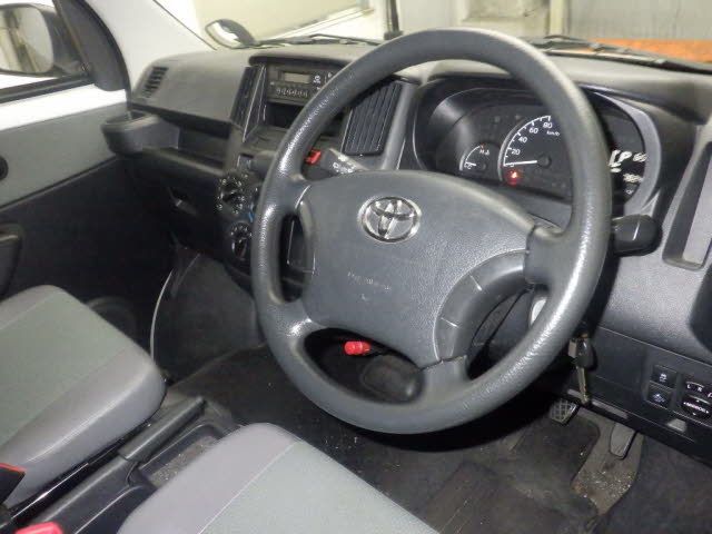 2021 Toyota タウンエースV GL 0.75トン auction photo 3