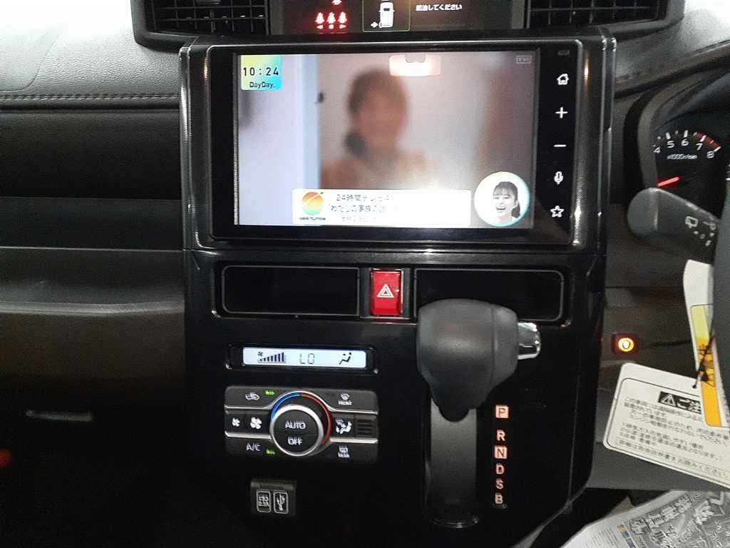 2022 Toyota Roomy G 4WD auction photo 9