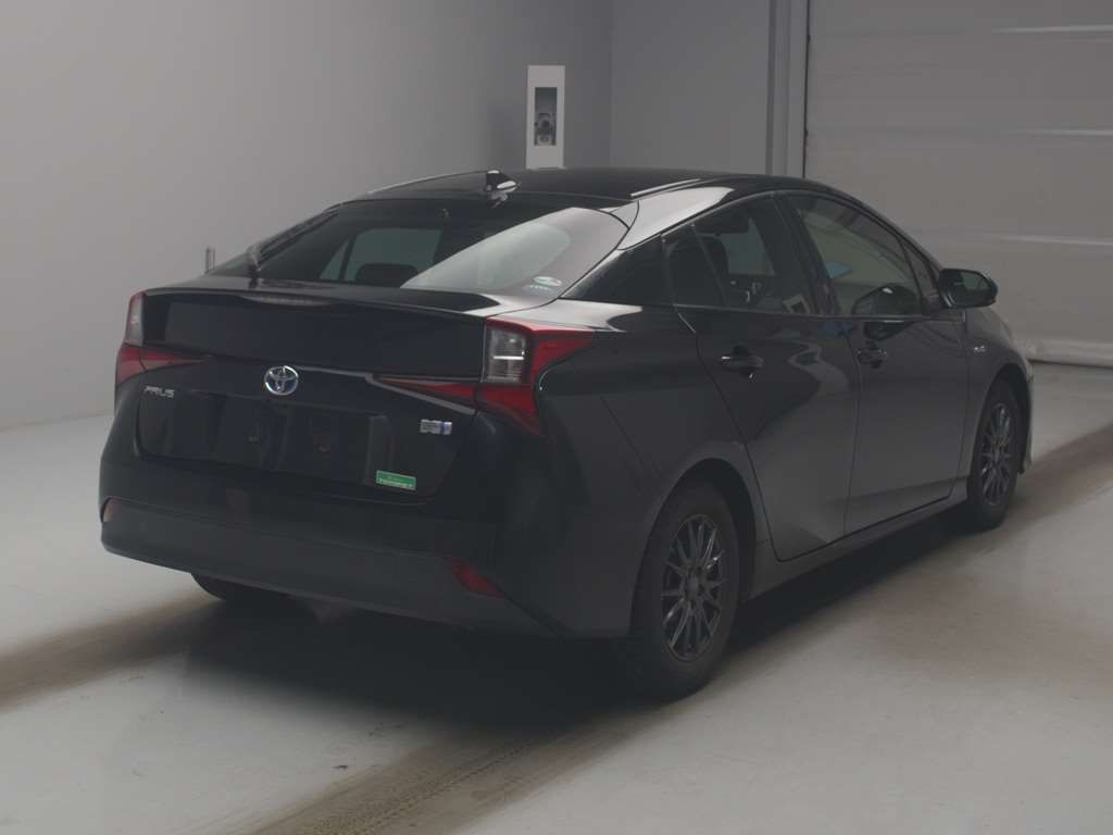 2019 Toyota Prius S auction photo 2