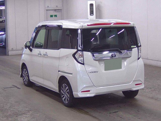 2025 Toyota Roomy Custom G auction photo 2