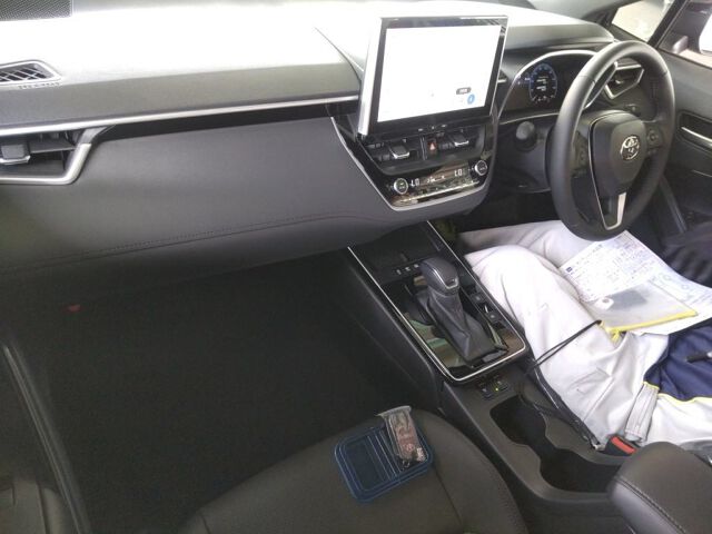 2026 Toyota Corolla Cross ハイブリッドZ auction photo 3