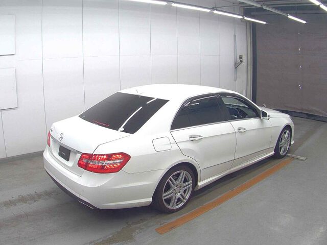 2013 Mercedes-Benz E-Class E300BエフAG RSP auction photo 5