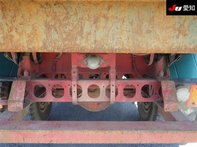 2000 Isuzu Forward 3.5t auction photo 9