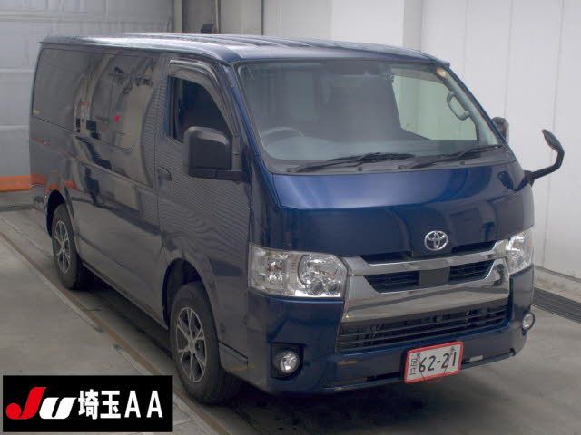 Japan Auction Vehicles 11 2021 Toyota ハイエースV 4WD DX GL Package 1 ton 9-person auction photo
