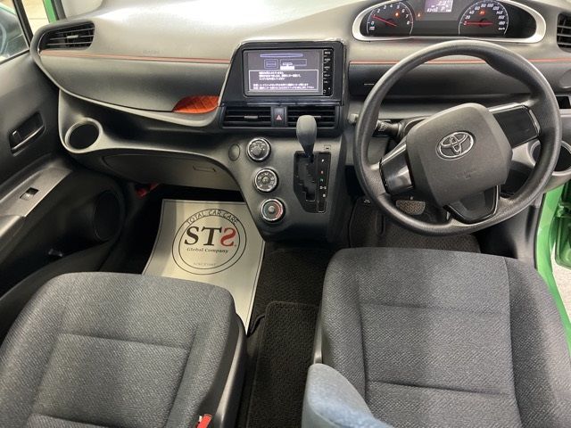 2016 Toyota Sienta ワゴン X auction photo 5