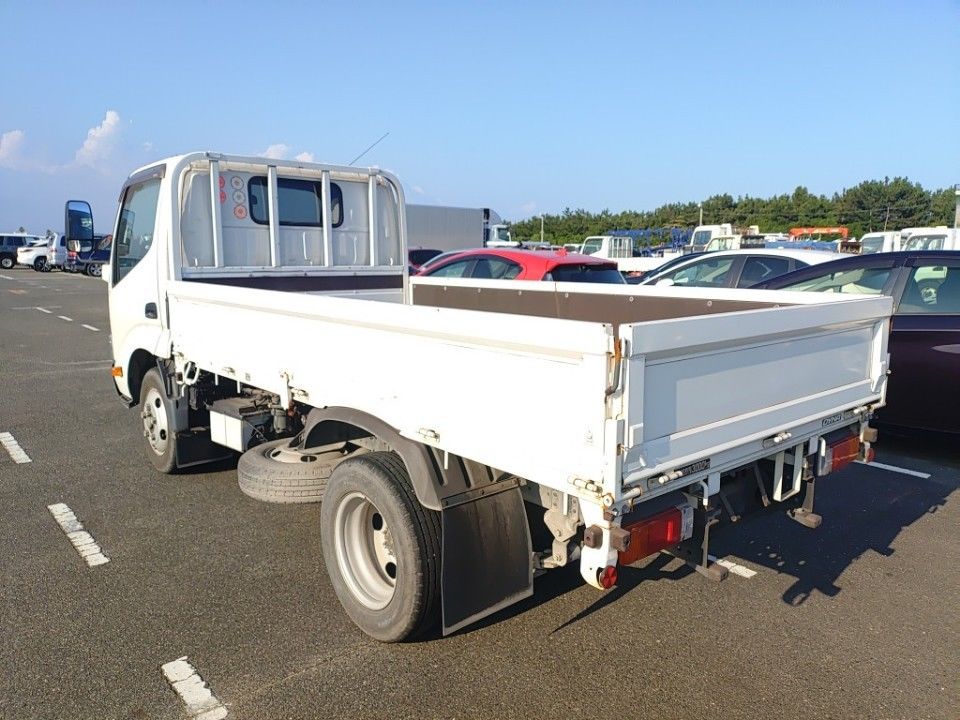 2021 Toyota Dyna auction photo 6