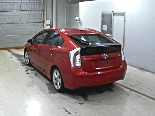 2014 Toyota Prius Gツーリングセレクション・レザーパッケージ auction photo 2