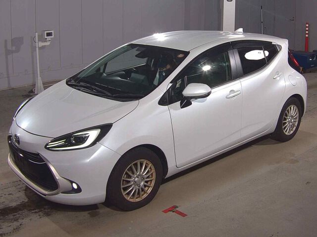 2022 Toyota Aqua Z auction photo 4