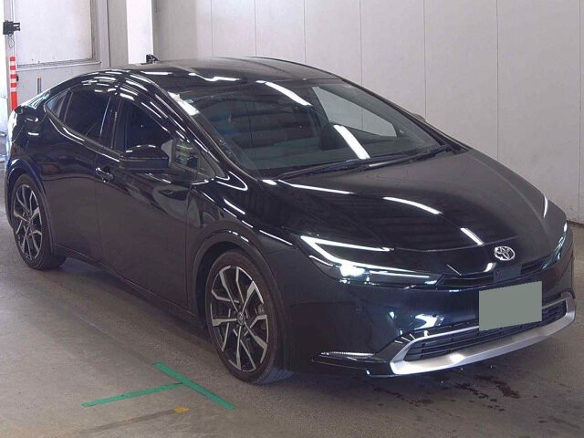 Japan Auction Vehicles 8 2024 Toyota Prius PHEV Z auction photo