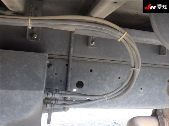 2003 Isuzu アルミウイング 6.4t auction photo 6