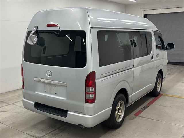 2010 Toyota Hiace ロングDX GLパッケージ auction photo 5