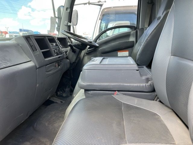 2013 Isuzu Forward auction photo 5