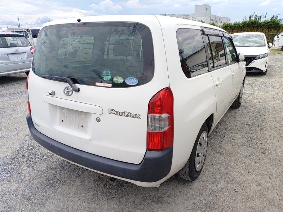 2018 Toyota Probox auction photo 2
