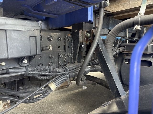 2018 Mitsubishi Fuso Canter Flat crane, 3-stage auction photo 12