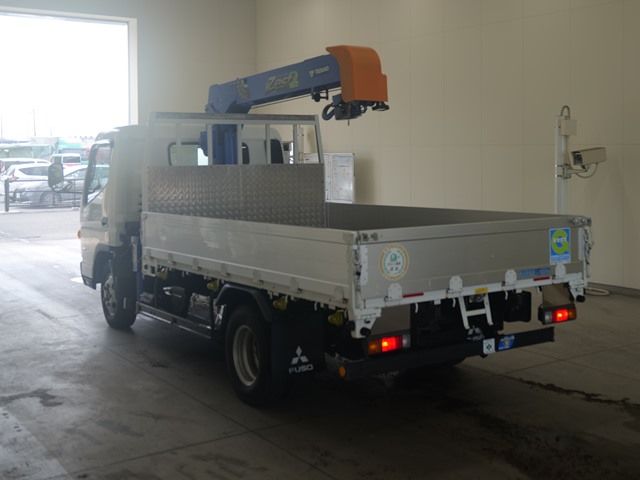2018 Mitsubishi Fuso Canter Flat crane, 3-stage auction photo 2
