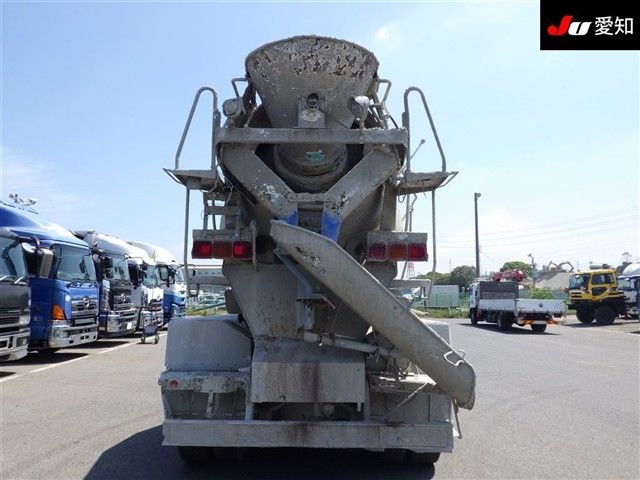 2005 Isuzu Giga ミキサーシャ auction photo 8