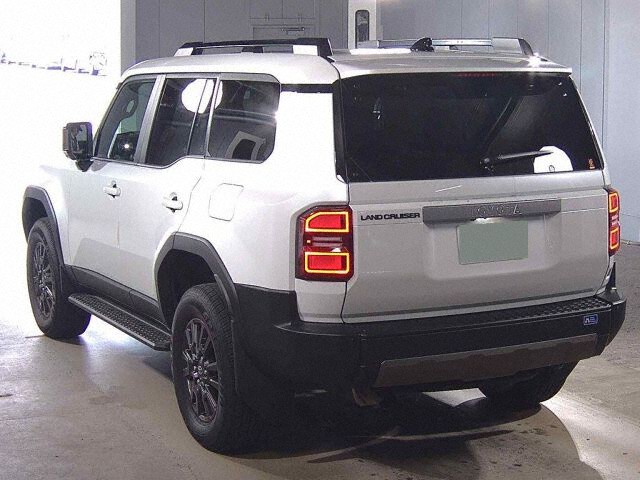 2025 Toyota Land Cruiser 250 VX 4WD auction photo 2