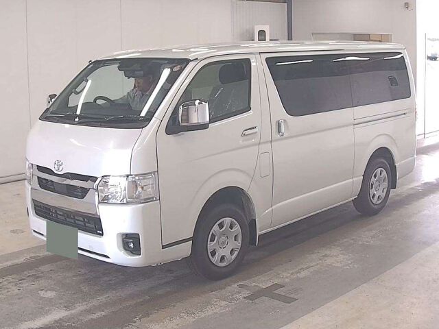 2026 Toyota Hiace ロングスーパーGL 4WD auction photo 4