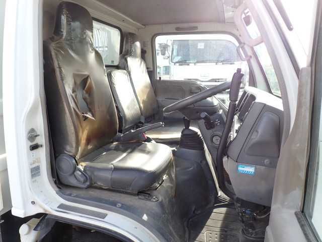2010 Isuzu Elf 3.0T Dump Truck auction photo 6