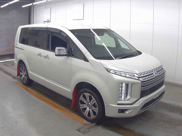 Japan Auction Vehicles 8 2021 Mitsubishi Delica D:5 P 4WD auction photo