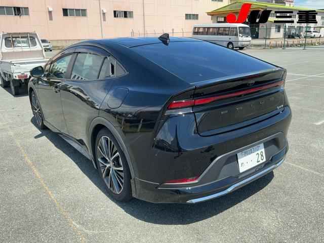 2024 Toyota Prius G auction photo 2