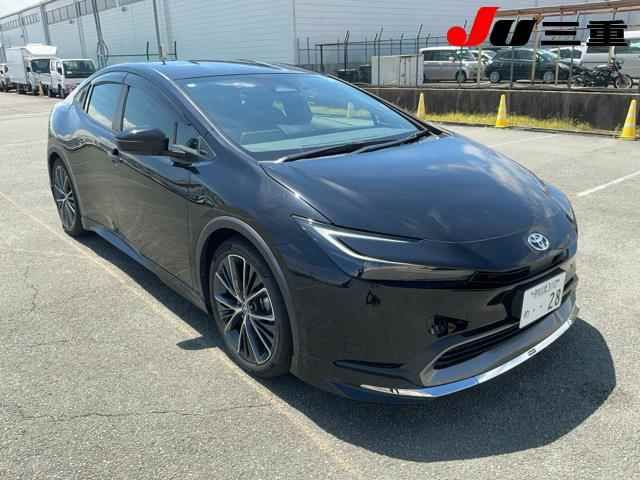 Japan Auction Vehicles 12 2024 Toyota Prius G auction photo
